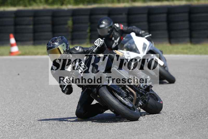 /44 09.08.2025 Plüss Moto Sport ADR/Freies Fahren/56